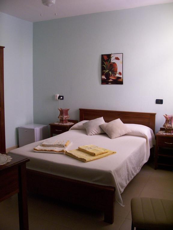 Residencial La Marea B&B Tarrafal ทาร์ราฟาล ภายนอก รูปภาพ