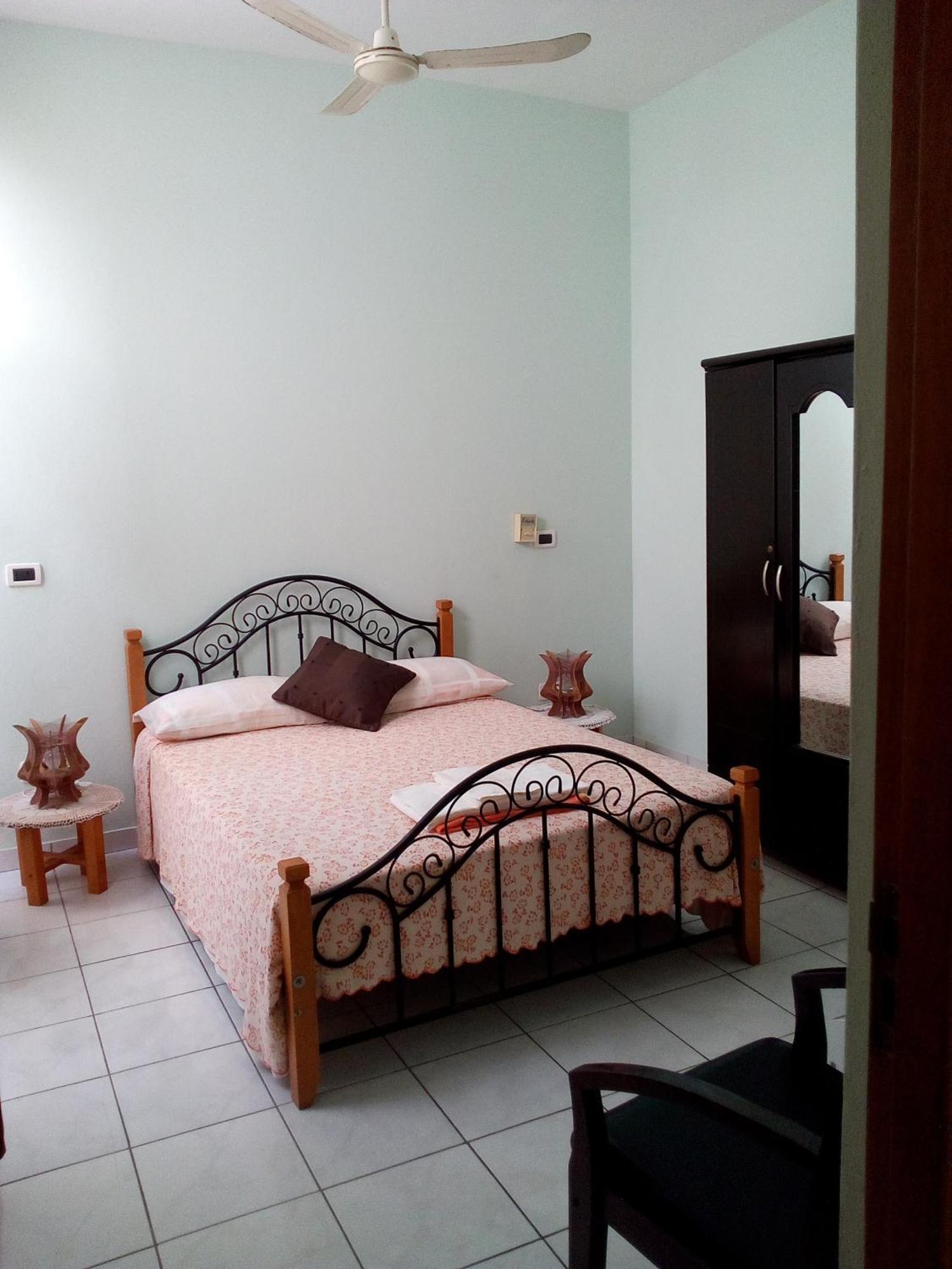 Residencial La Marea B&B Tarrafal ทาร์ราฟาล ภายนอก รูปภาพ