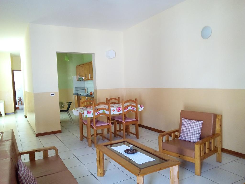 Residencial La Marea B&B Tarrafal ทาร์ราฟาล ภายนอก รูปภาพ